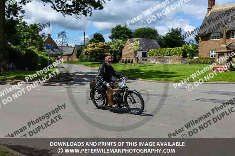 Vintage motorcycle club;eventdigitalimages;no limits trackdays;peter wileman photography;vintage motocycles;vmcc banbury run photographs